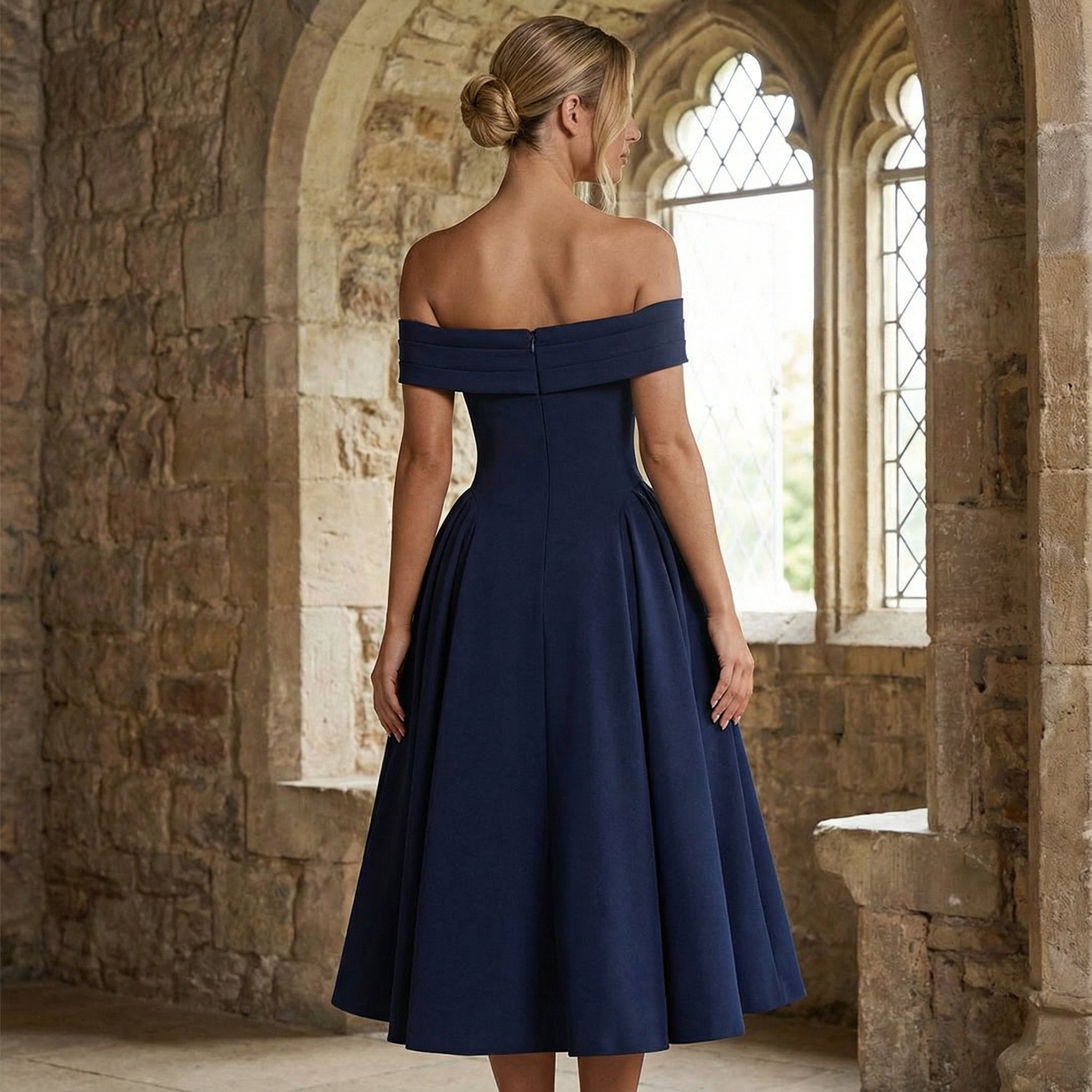Minerva - Effortlessly Elegant Midi Dress